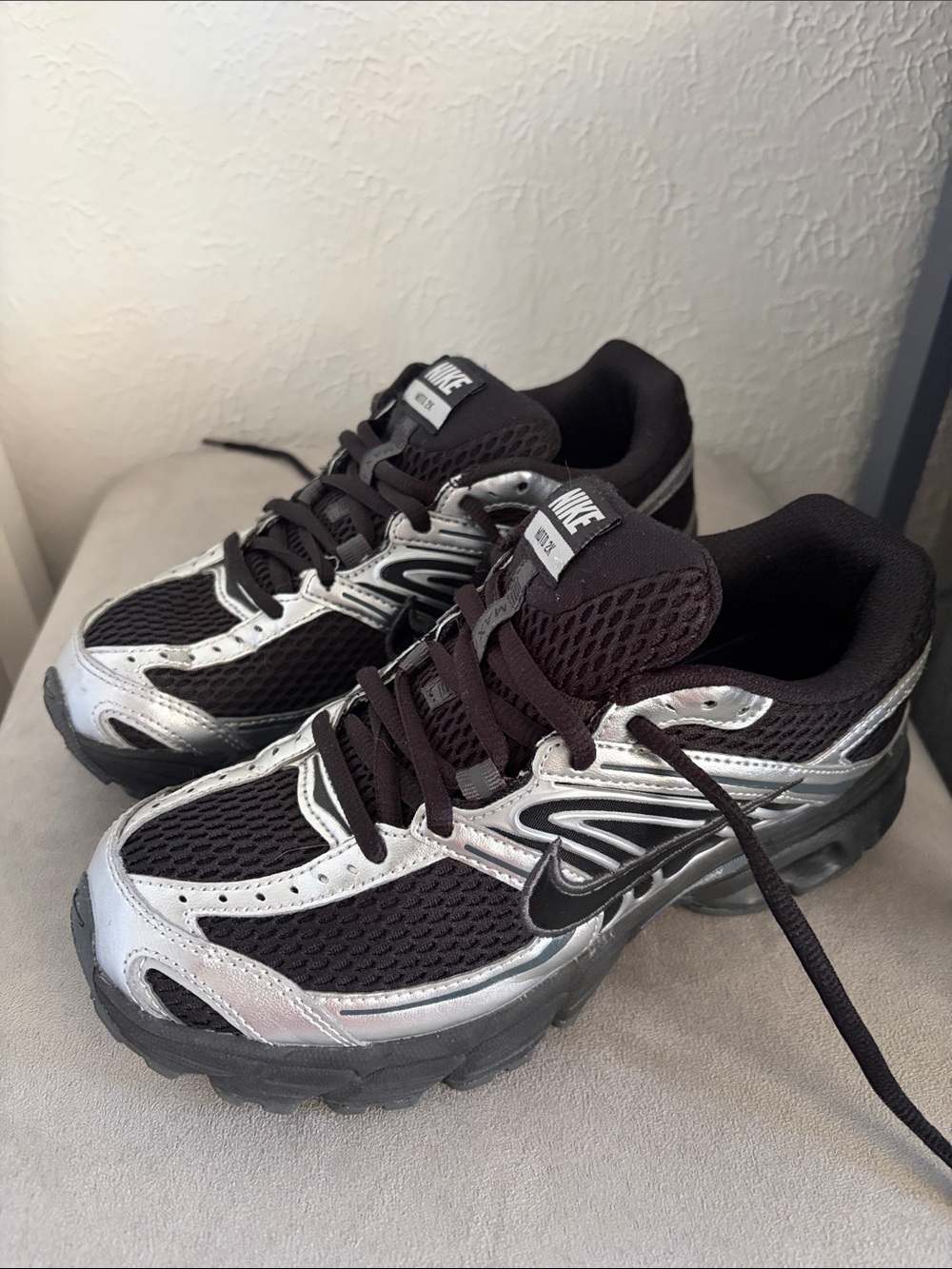 Nike Air Max Moto 2K
